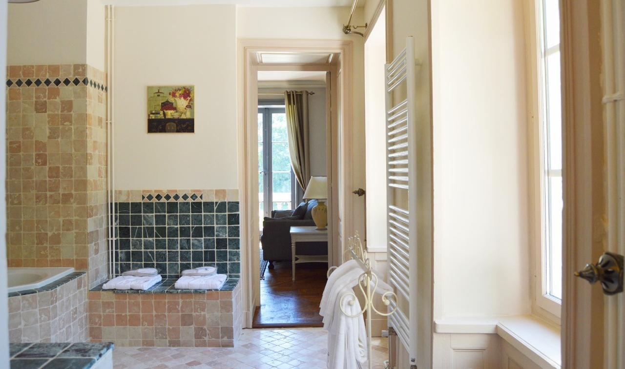 Chateau De Flammerans Hotel Bagian luar foto