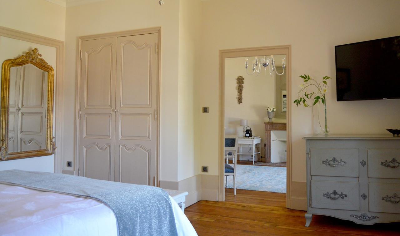 Chateau De Flammerans Hotel Bagian luar foto