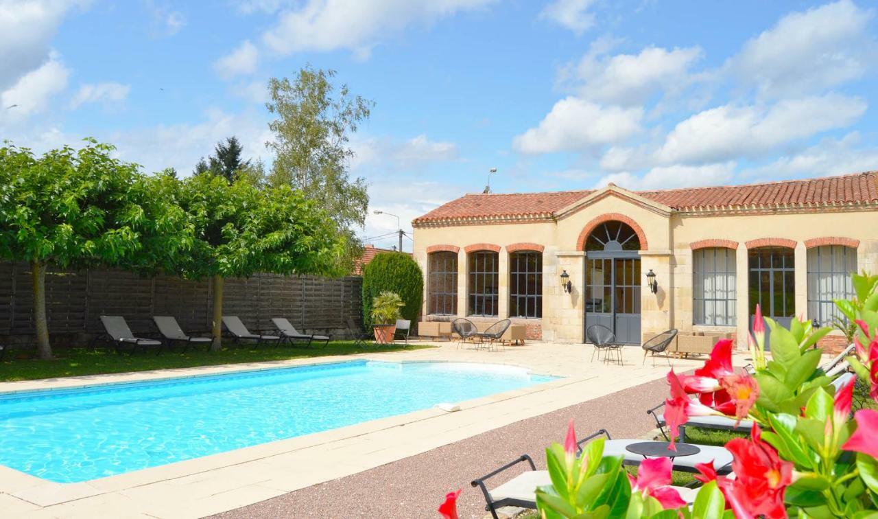 Chateau De Flammerans Hotel Bagian luar foto
